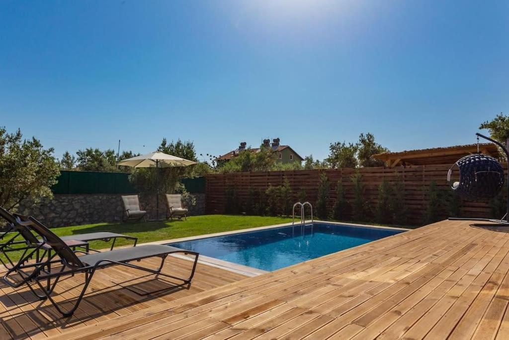 Villa Zeytin Havuzlu Jakuzili Fethiye Buitenkant foto