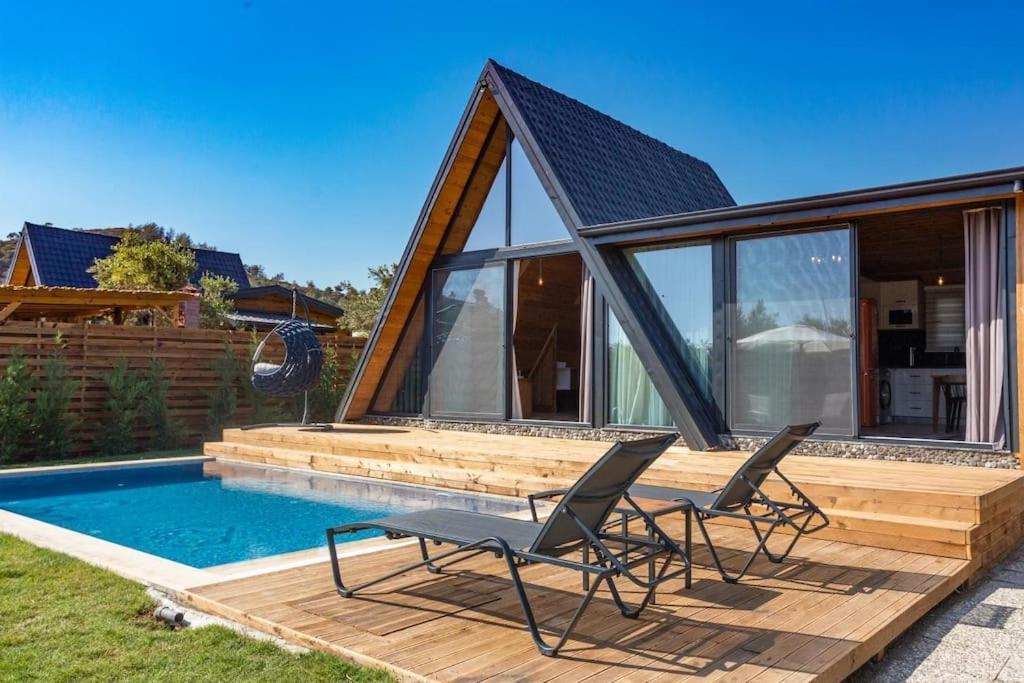 Villa Zeytin Havuzlu Jakuzili Fethiye Buitenkant foto